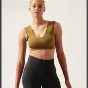 Athleta Aurora Plunge Bra D-DD Size Medium Tapestry Gold